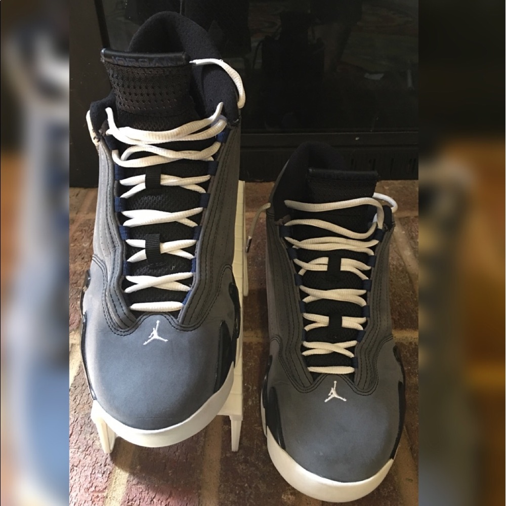 Air Jordan 14 Retro Grey & Black size 11 1/2